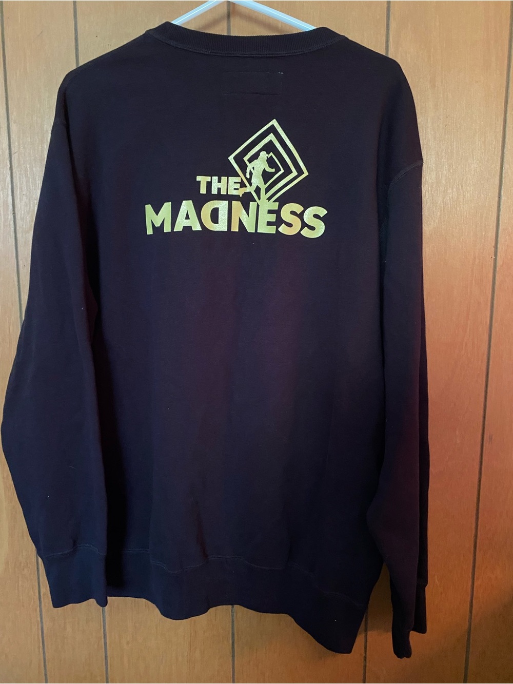 New! Province of Canada’The Madness’ Sweatshirt Netflix Series Filmed Ontario 🇨🇦